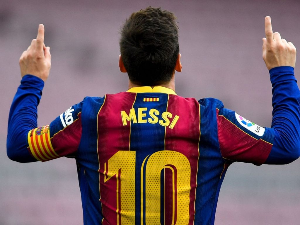 messi-agrees-five-new-year-with-barcelona